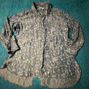 ZOZO Blue Gray Long Sleeve Cut in Back Shirt Women's Size XL